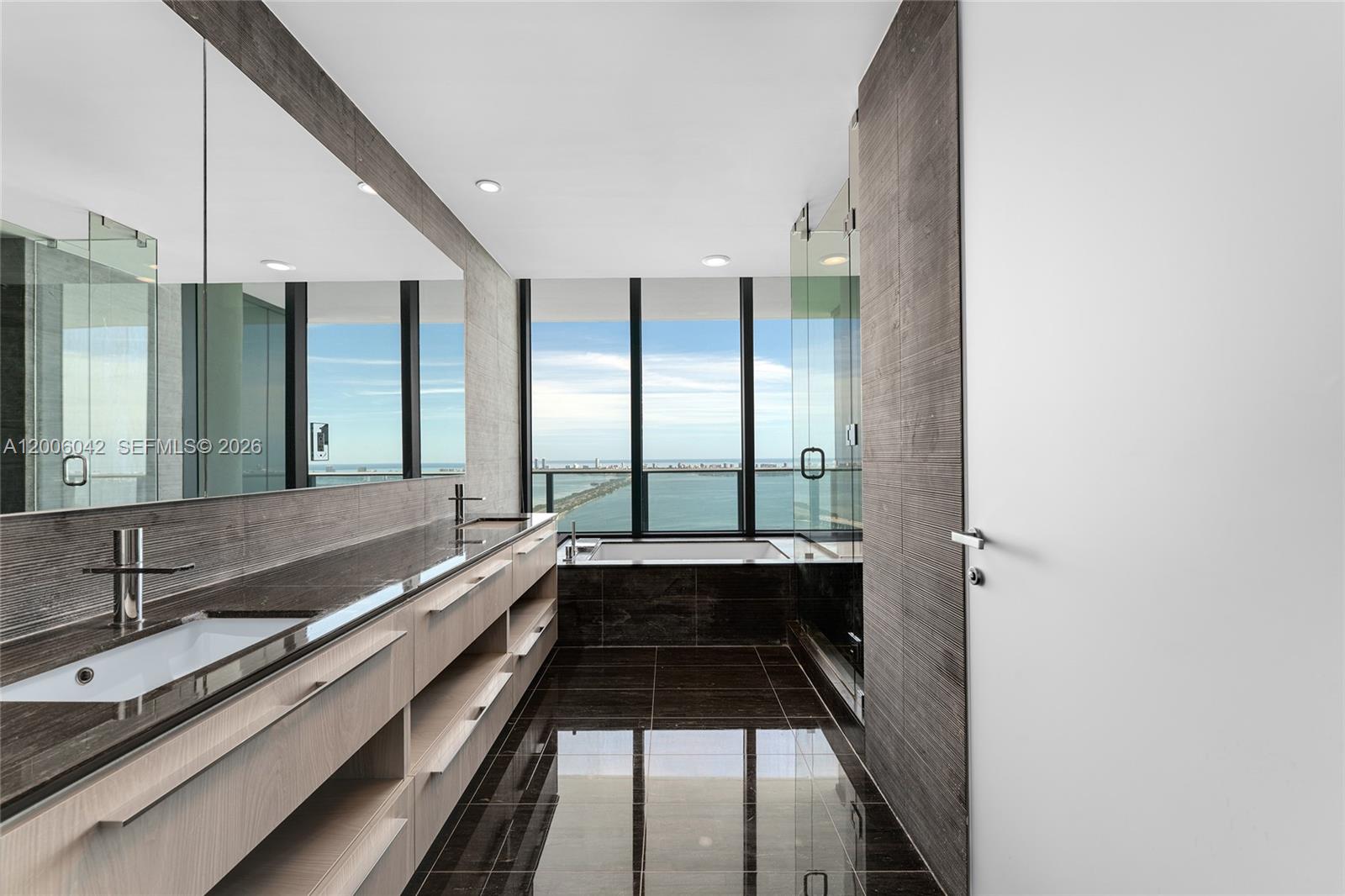 3131 NE 7th Ave #PH5003 Miami, FL 33137