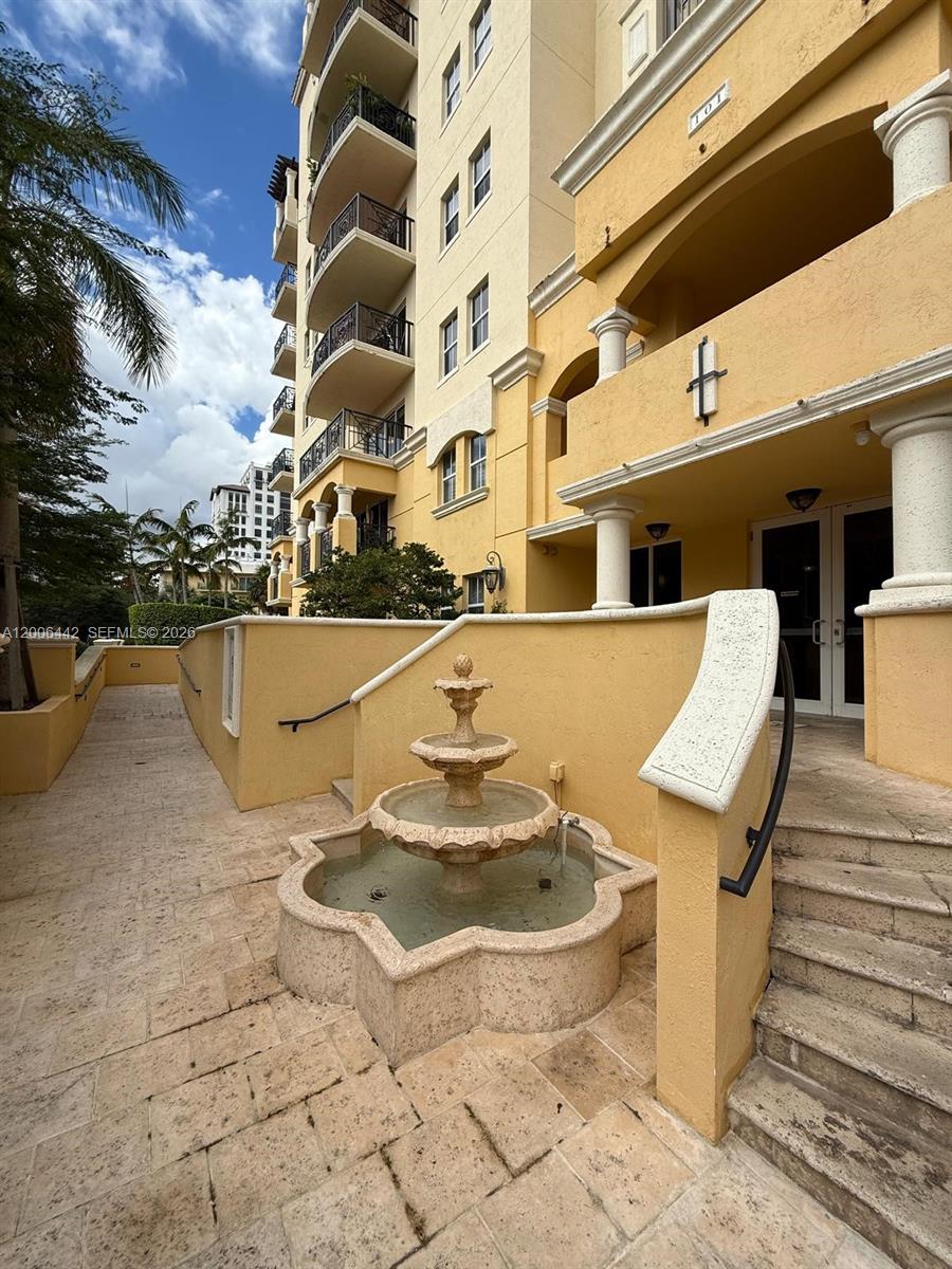 101 Sidonia Ave #301 Coral Gables, FL 33134