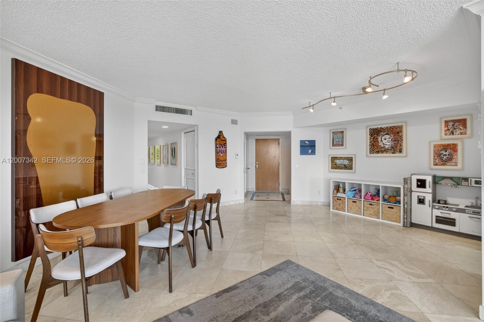 21205 Yacht Clb Dr #605 Aventura, FL 33180