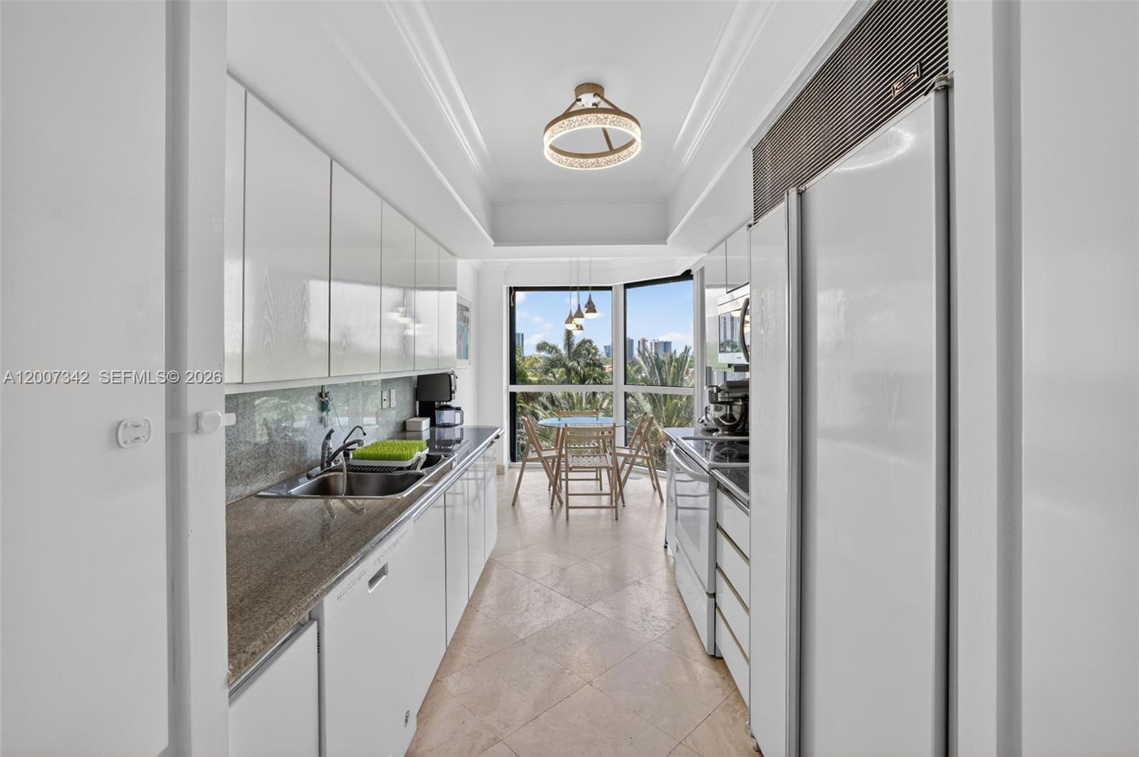 21205 Yacht Clb Dr #605 Aventura, FL 33180