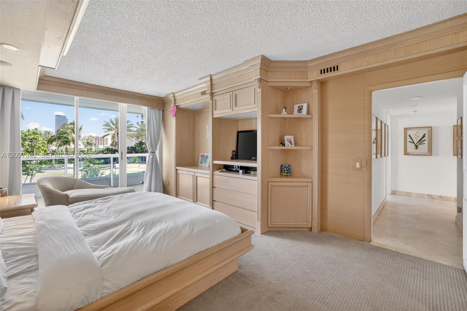 21205 Yacht Clb Dr #605 Aventura, FL 33180