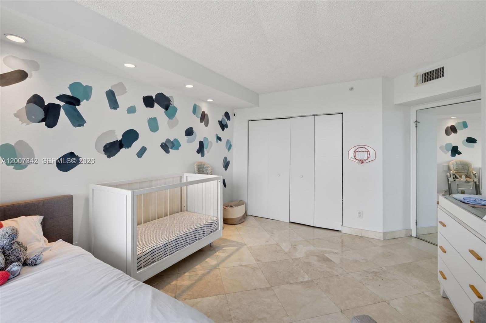 21205 Yacht Clb Dr #605 Aventura, FL 33180