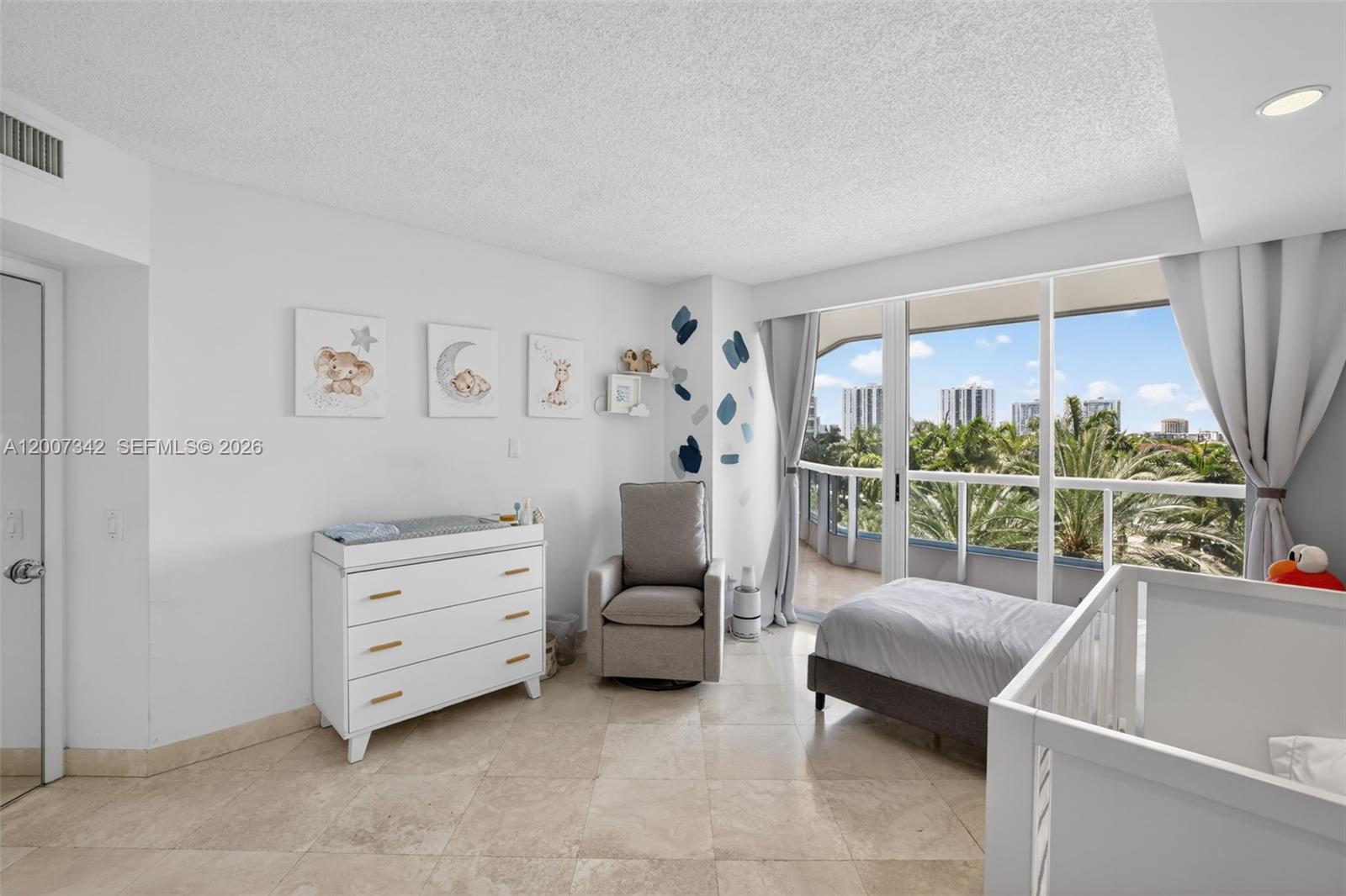 21205 Yacht Clb Dr #605 Aventura, FL 33180