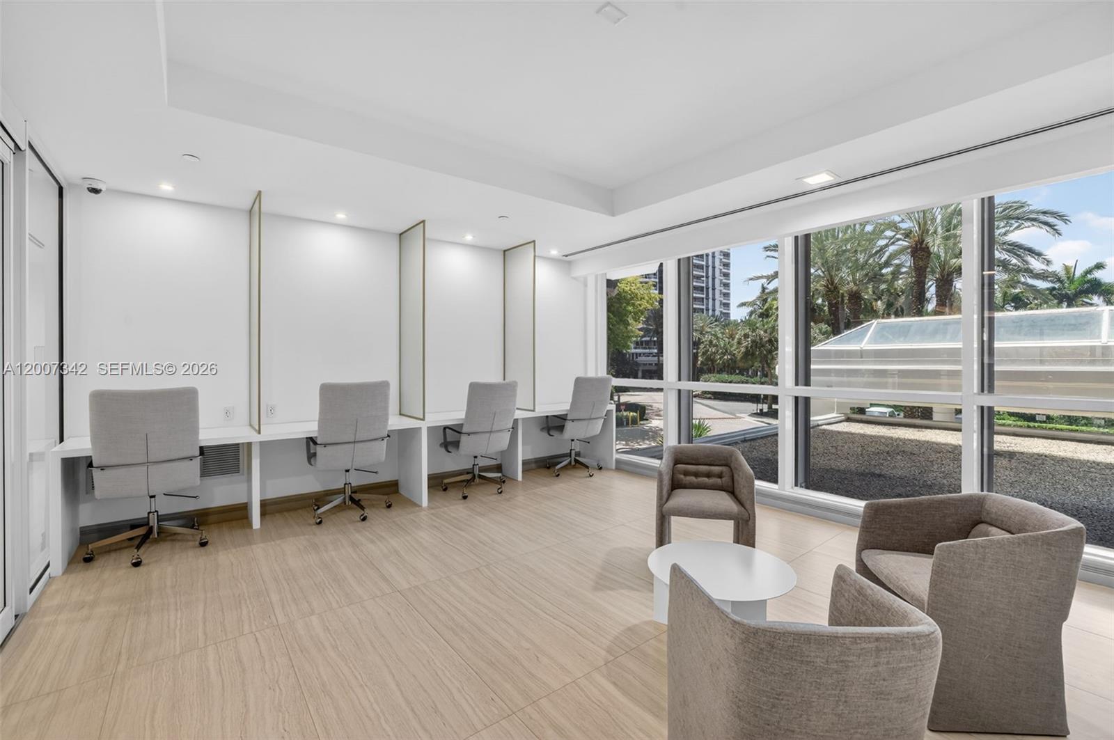 21205 Yacht Clb Dr #605 Aventura, FL 33180