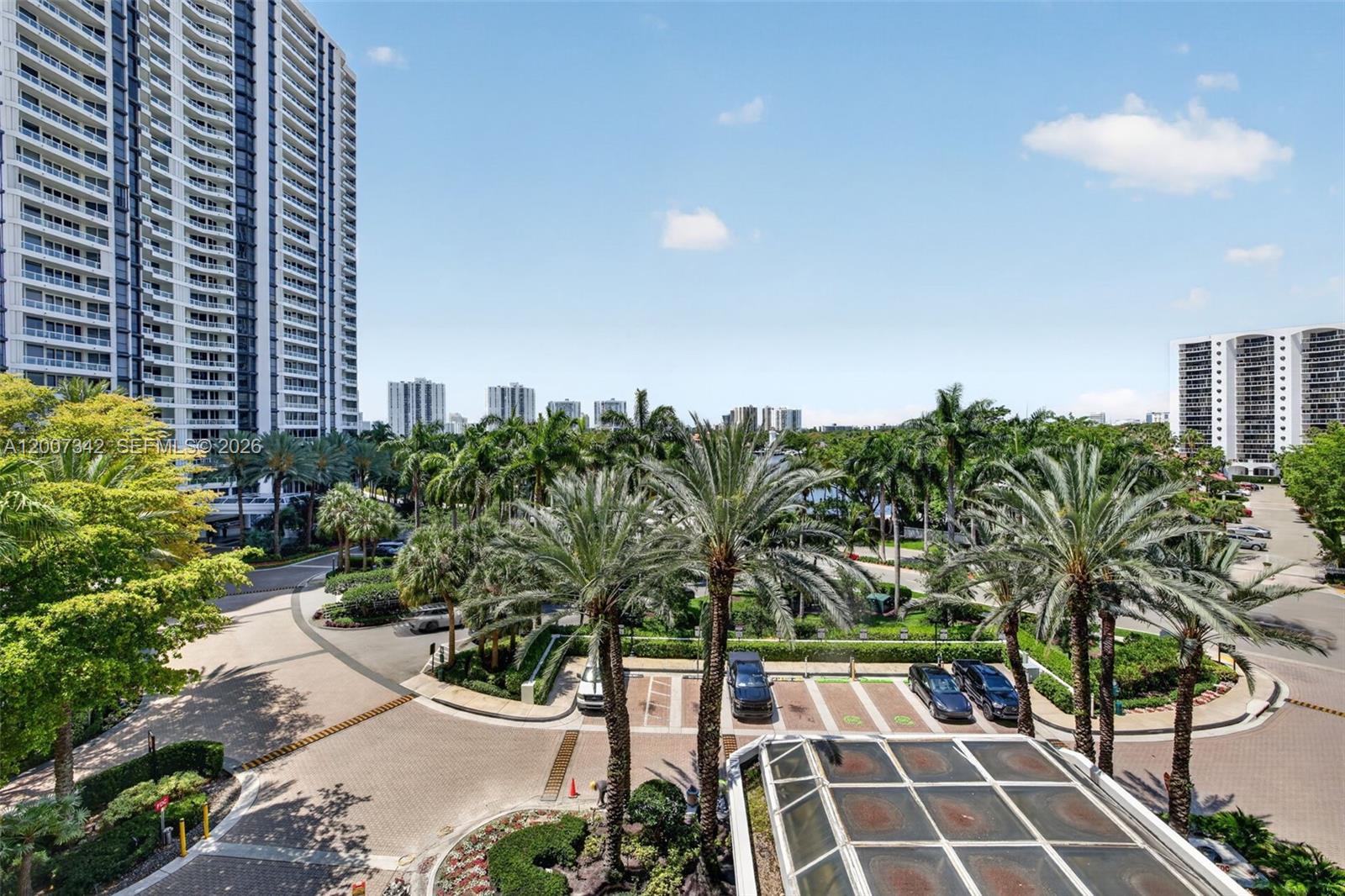21205 Yacht Clb Dr #605 Aventura, FL 33180