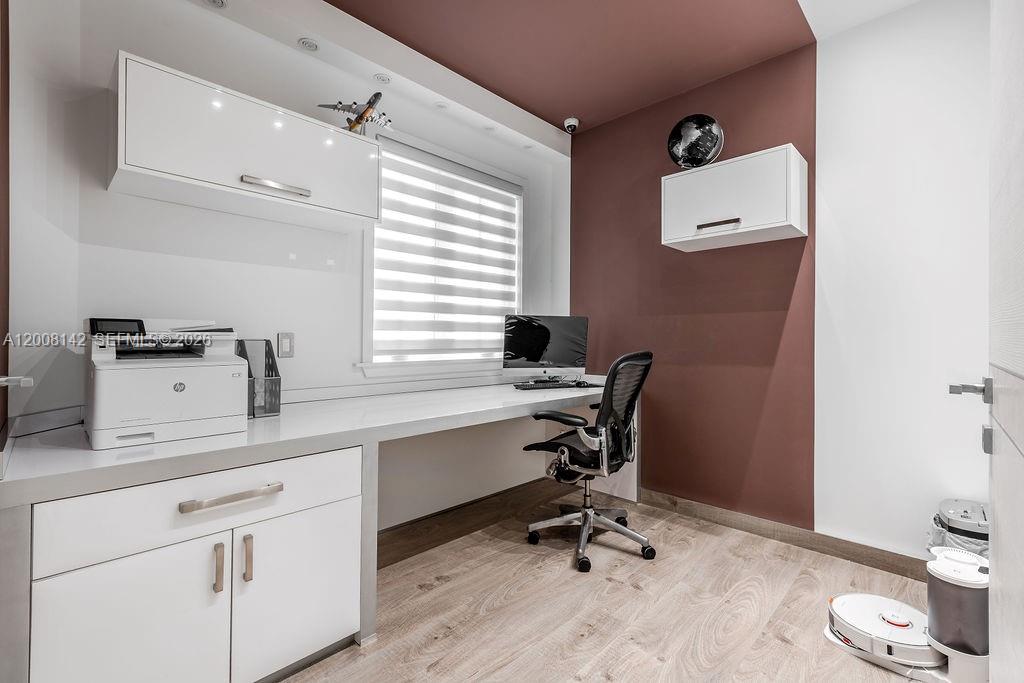 3949 194th Ln Sunny Isles Beach, FL 33160