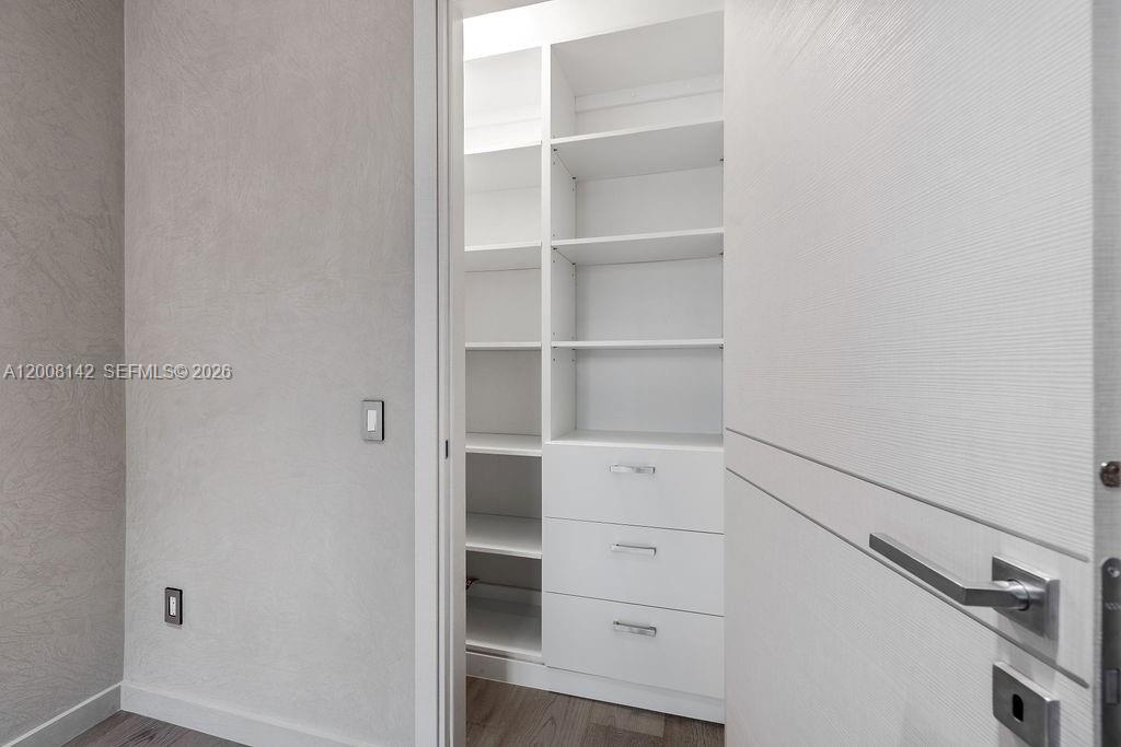 3949 194th Ln Sunny Isles Beach, FL 33160