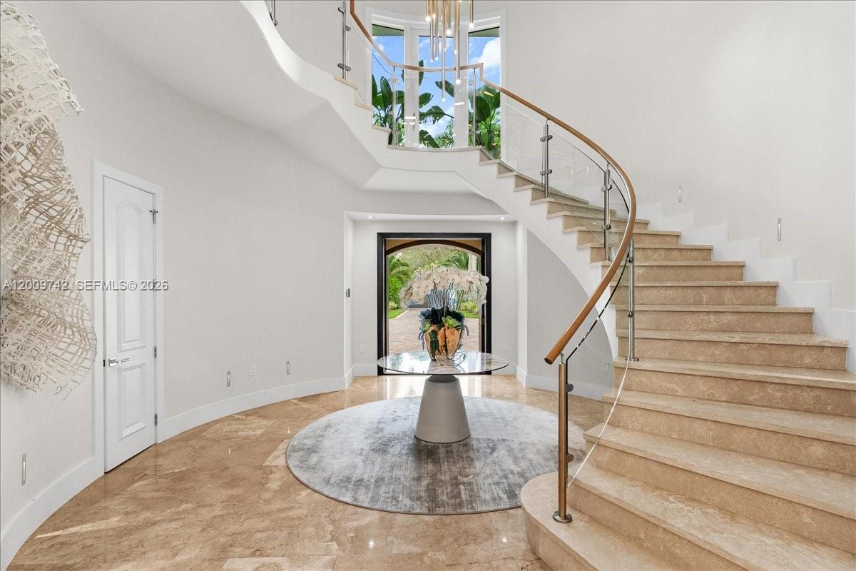 6080 SW 104th St Pinecrest, FL 33156