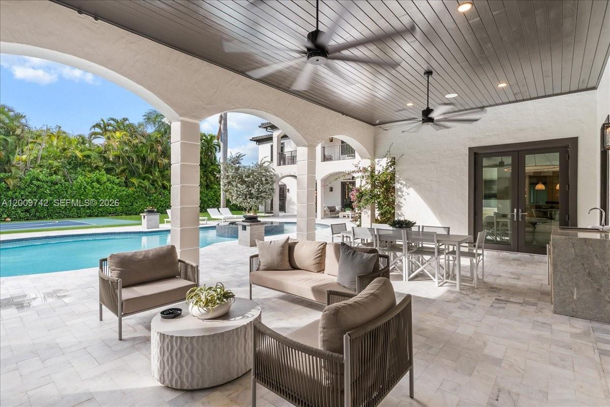 6080 SW 104th St Pinecrest, FL 33156