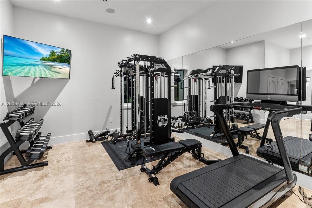 6080 SW 104th St Pinecrest, FL 33156