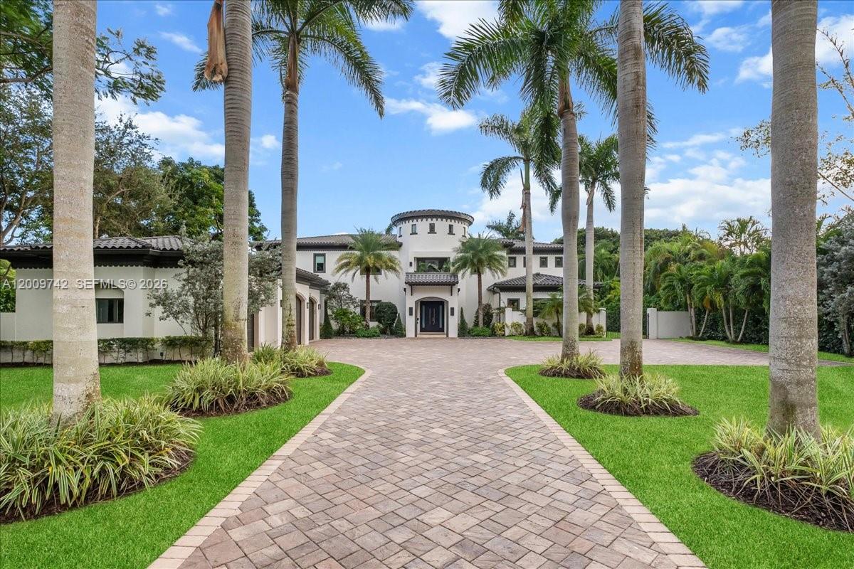 6080 SW 104th St Pinecrest, FL 33156