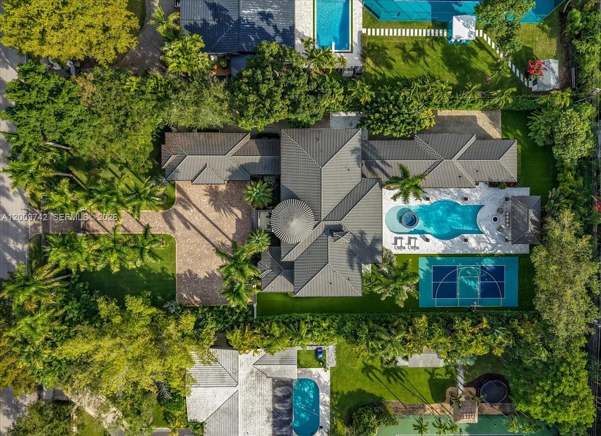 6080 SW 104th St Pinecrest, FL 33156