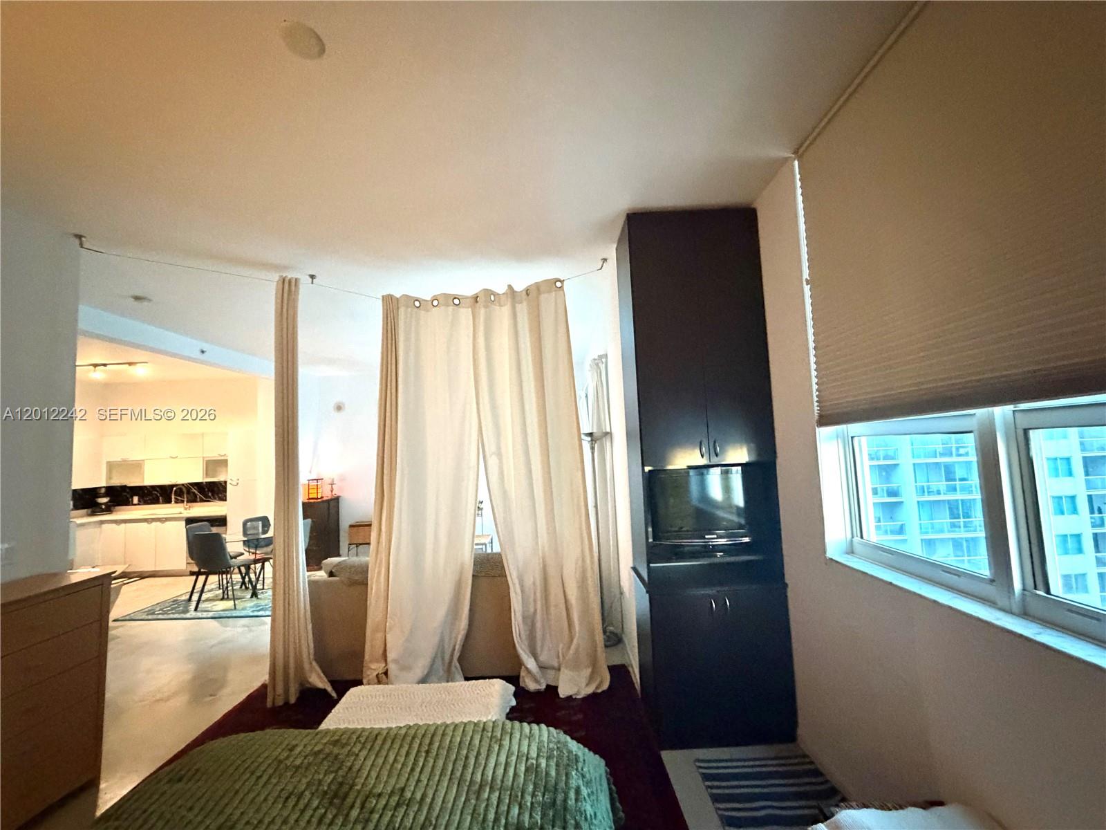 image Loft Downtown I12