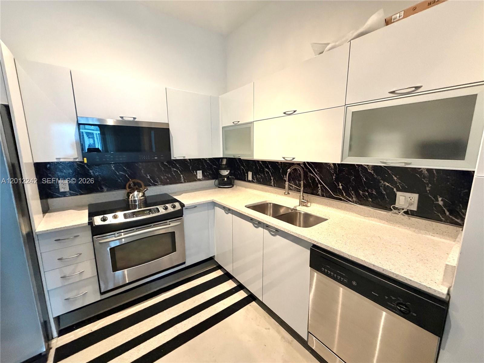 image Loft Downtown I3