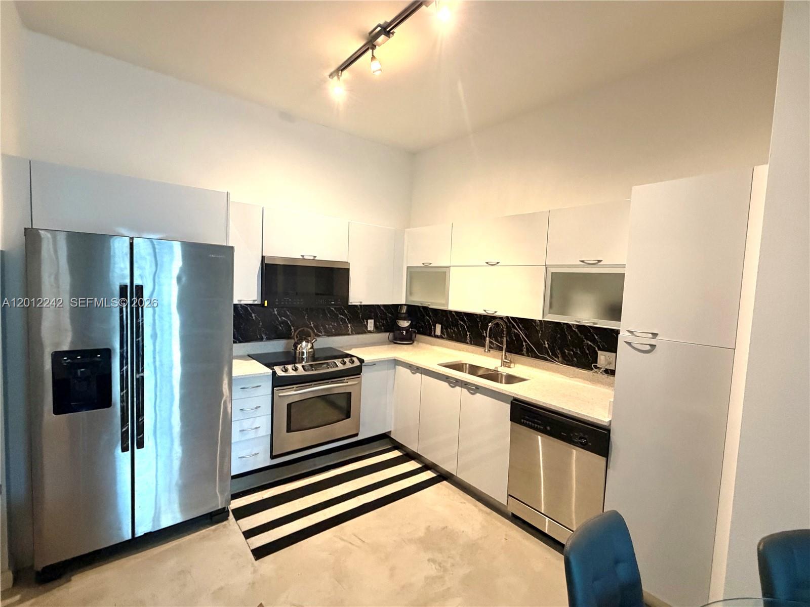 image Loft Downtown I4