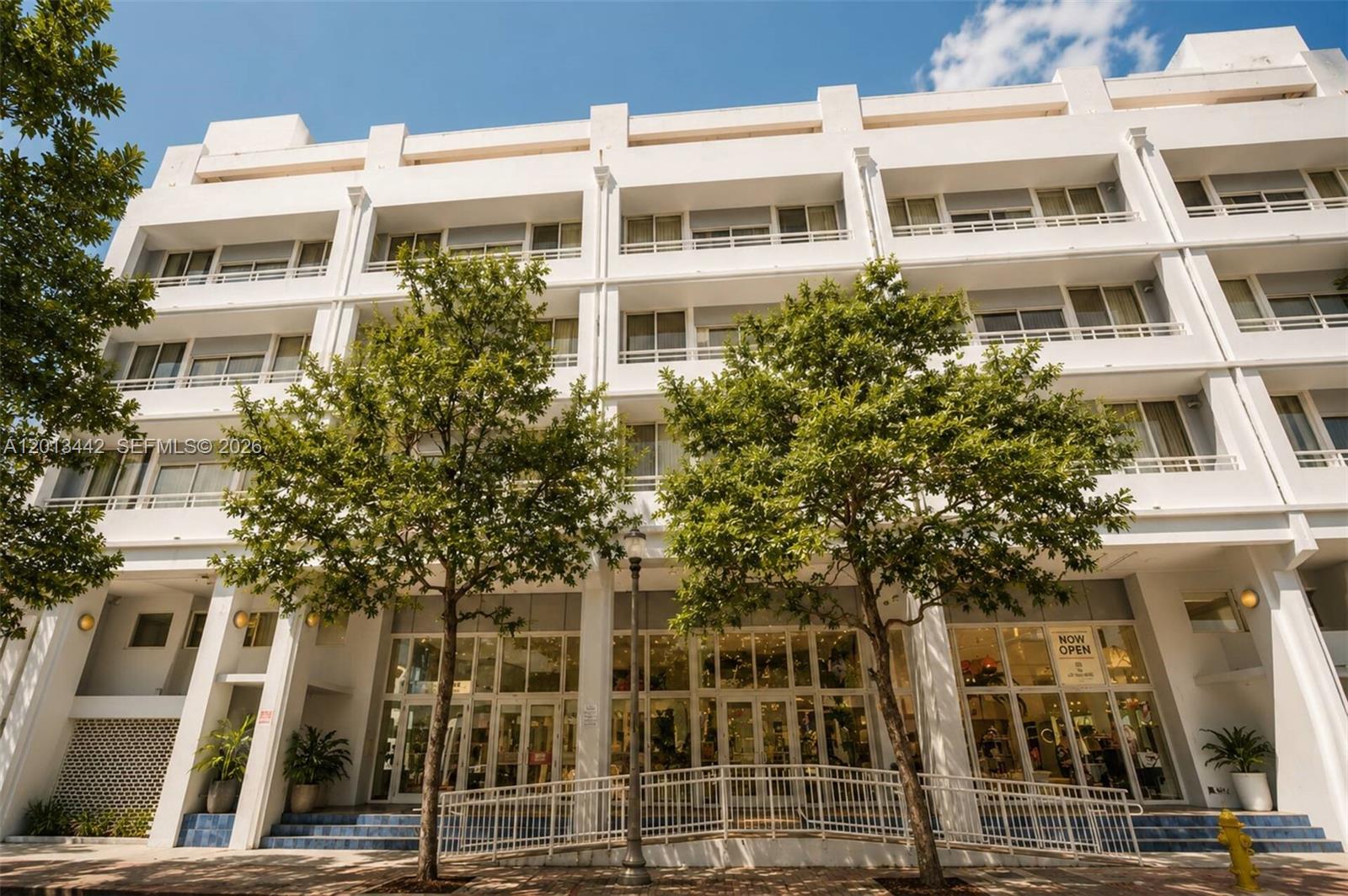 3250 Grand Ave #307
