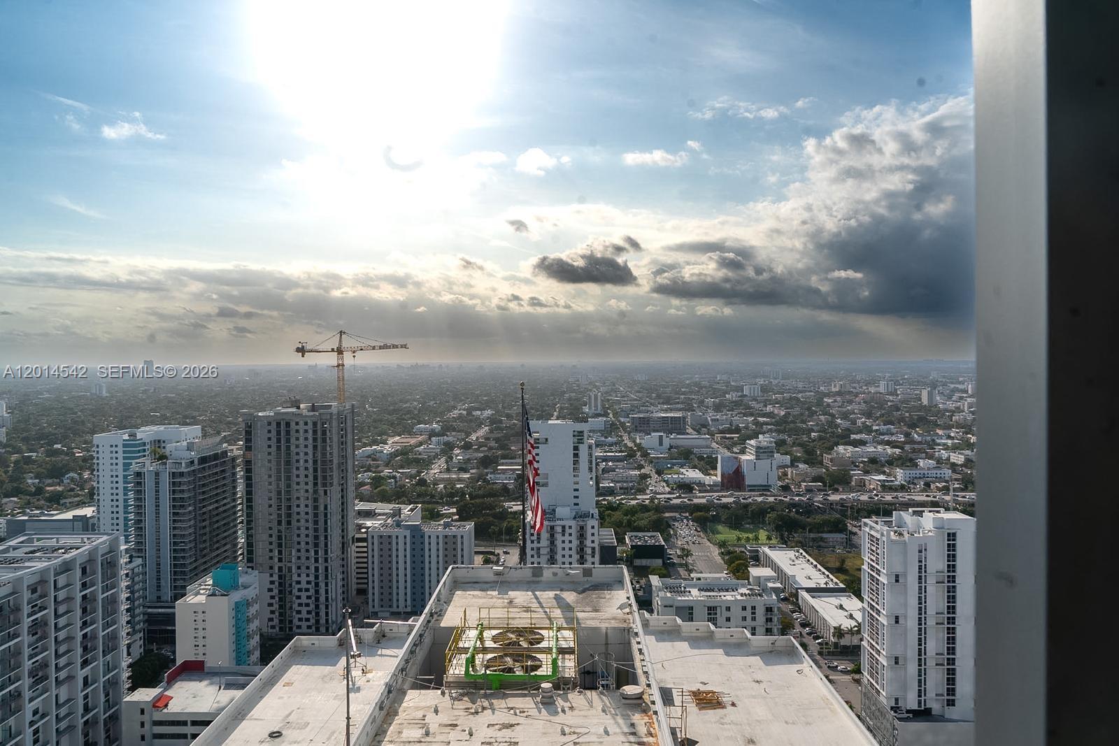 image Brickell Heights West32