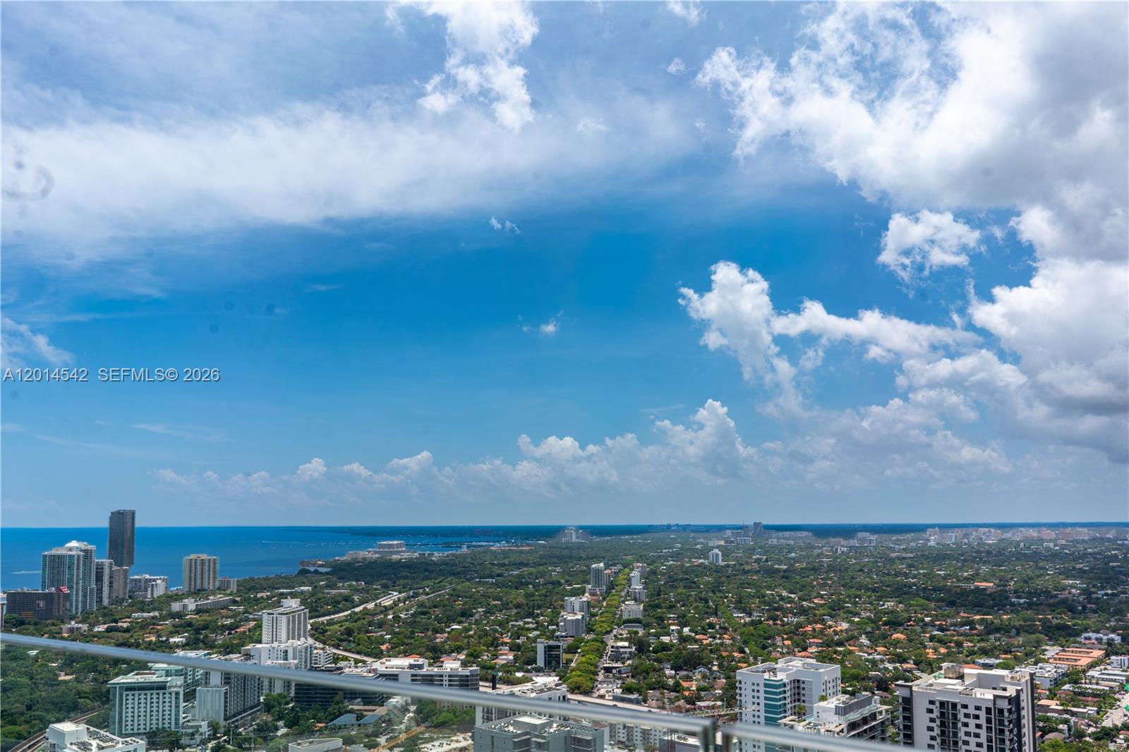 image Brickell Heights West35
