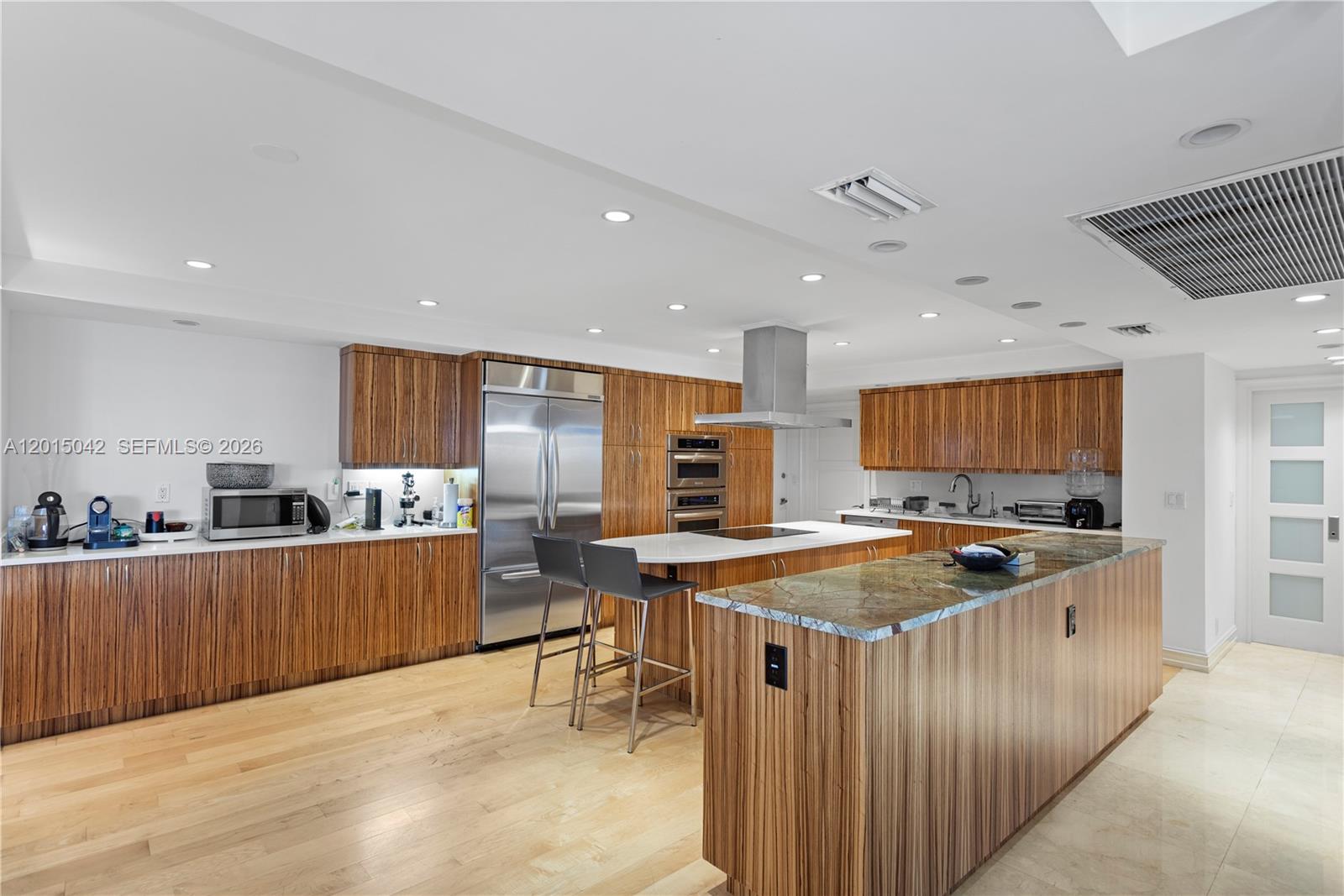 10155 Collins Ave #1105 Bal Harbour, FL 33154