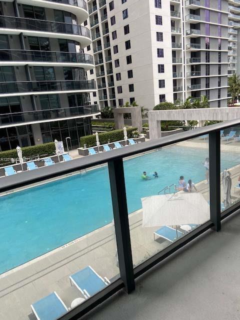 image Brickell Heights East9