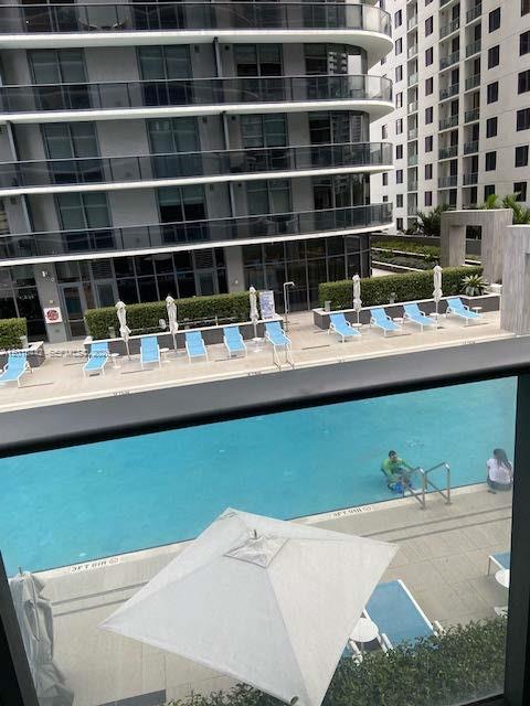 image Brickell Heights East11
