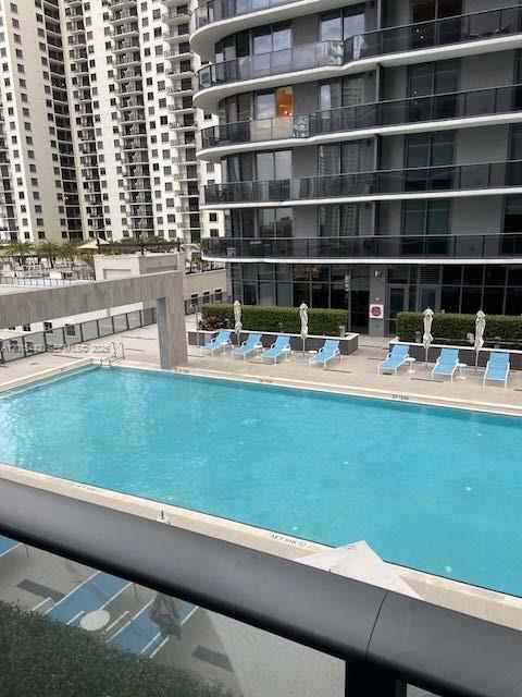 image Brickell Heights East12