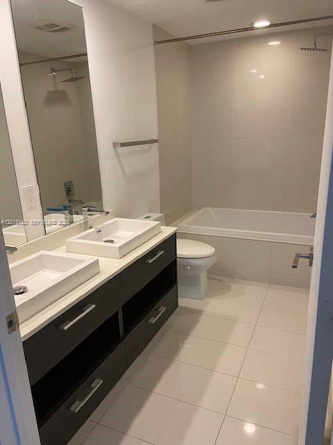 image Brickell Heights East19