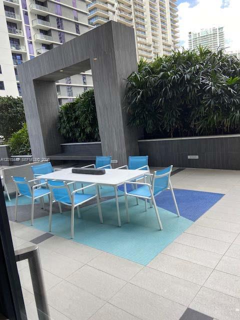image Brickell Heights East33
