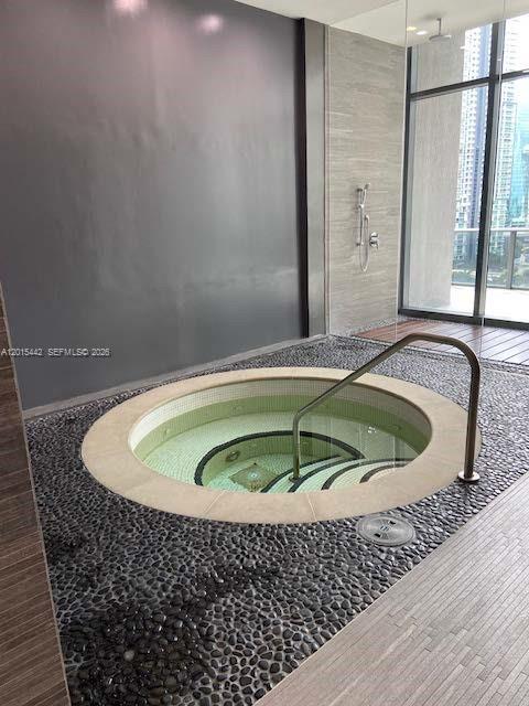 image Brickell Heights East47