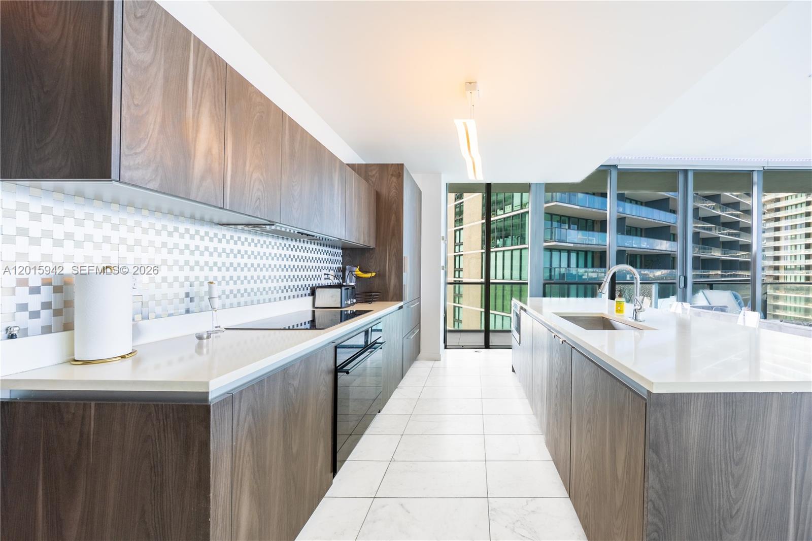480 NE 31st St #2407 Miami, FL 33137