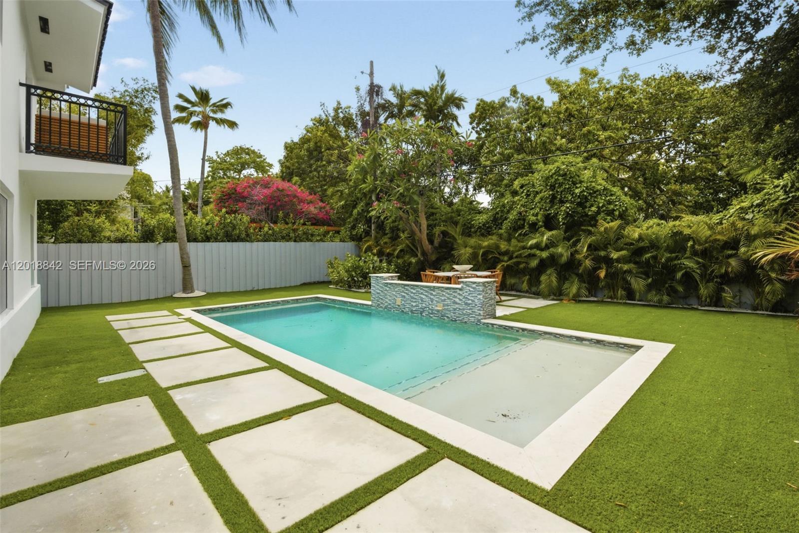 725 NE 76th St Miami, FL 33138