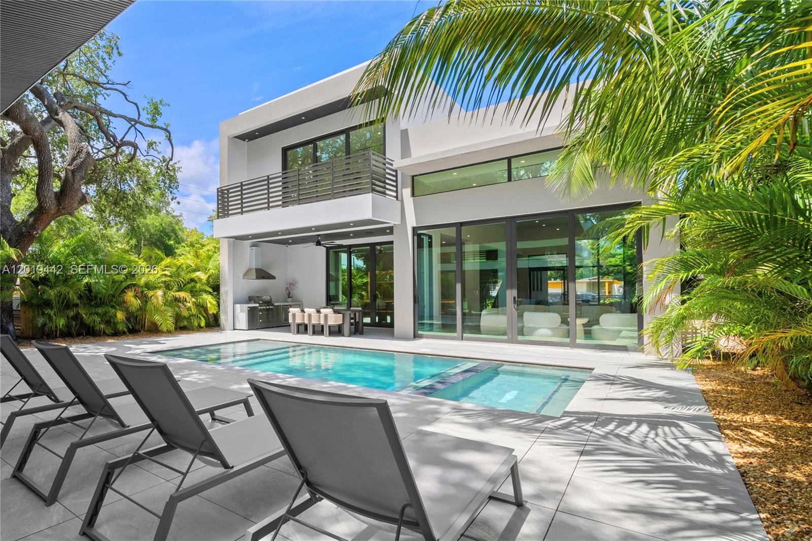 280 NW 47th St Miami, FL 33127