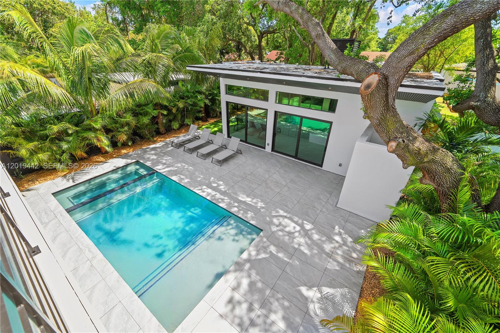 280 NW 47th St Miami, FL 33127