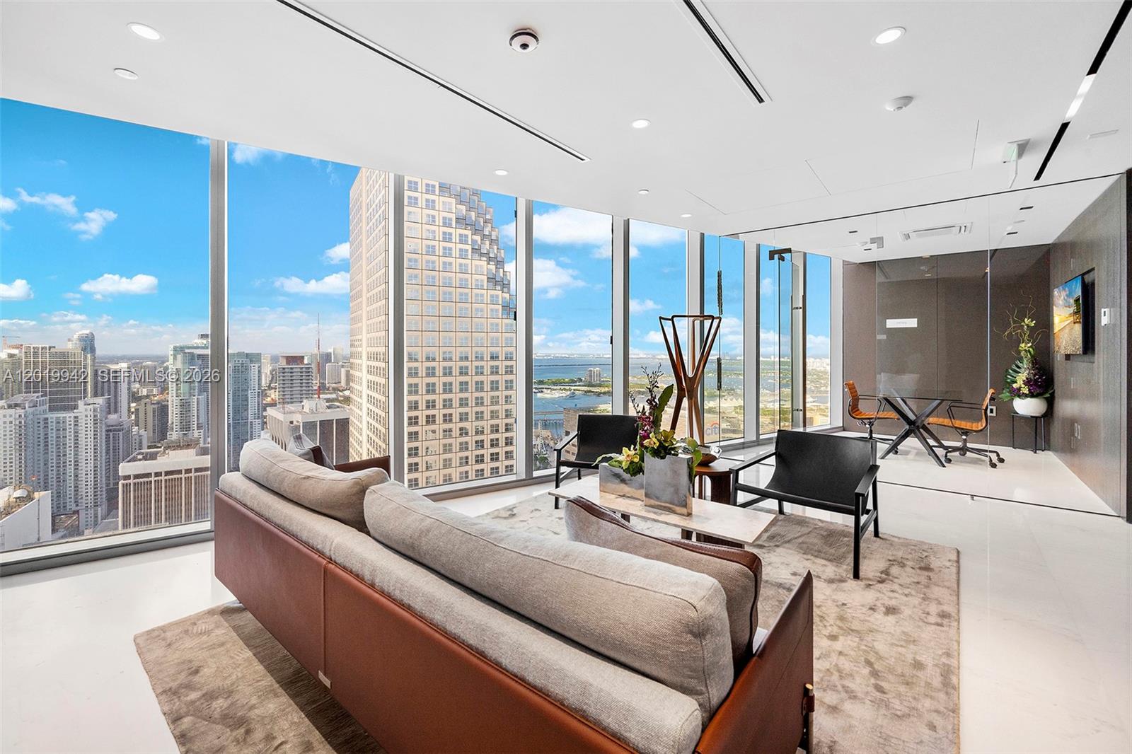 300 Biscayne Blvd Way #1605 Miami, FL 33131