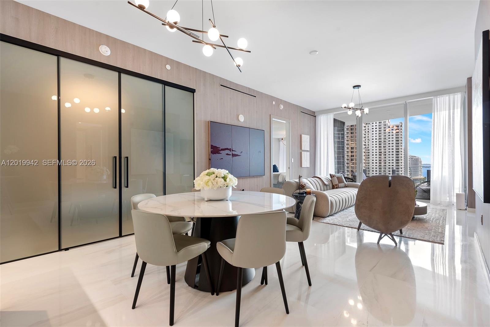 300 Biscayne Blvd Way #1605 Miami, FL 33131
