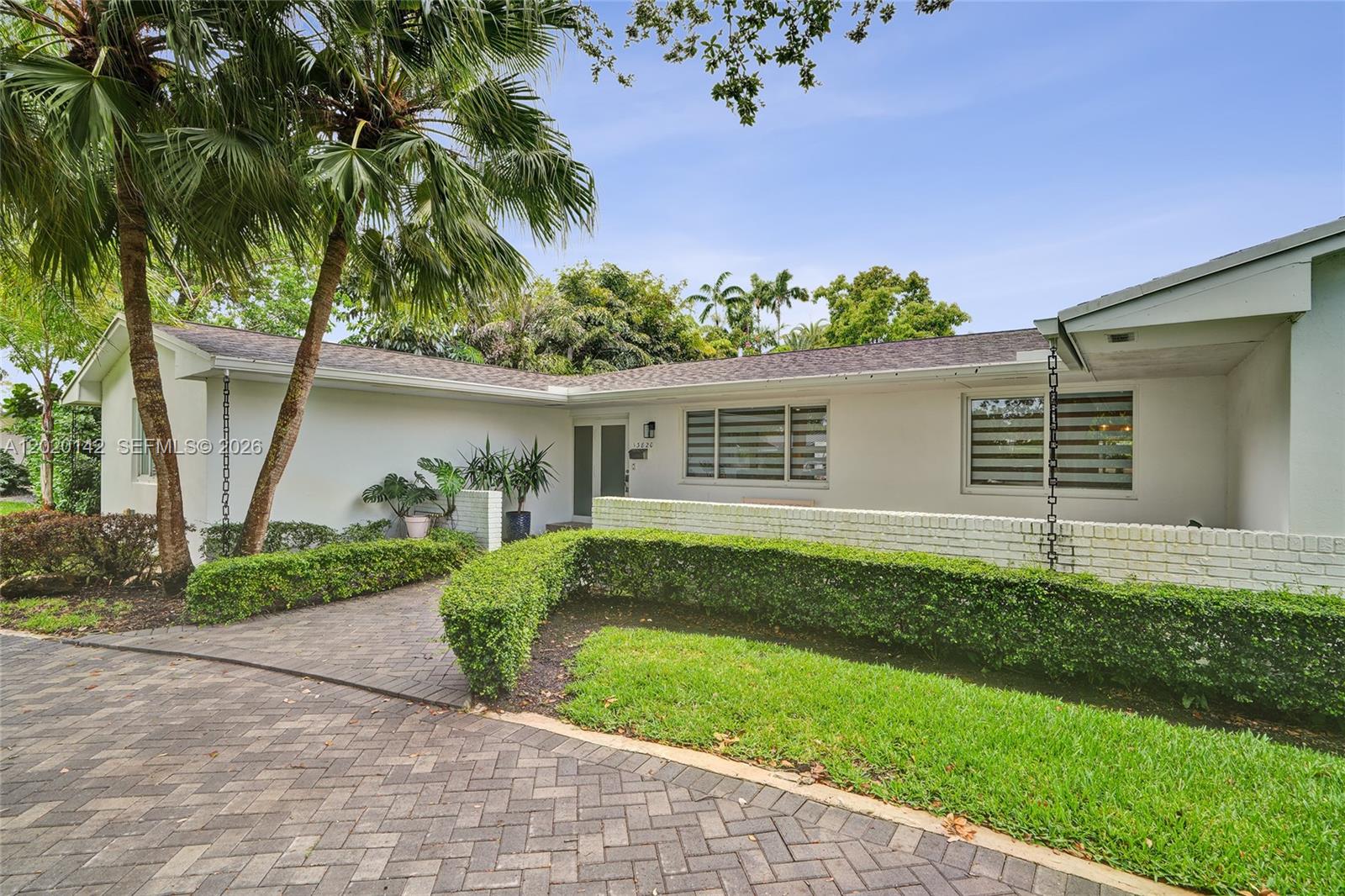 13820 SW 73rd Ave Palmetto Bay, FL 33158