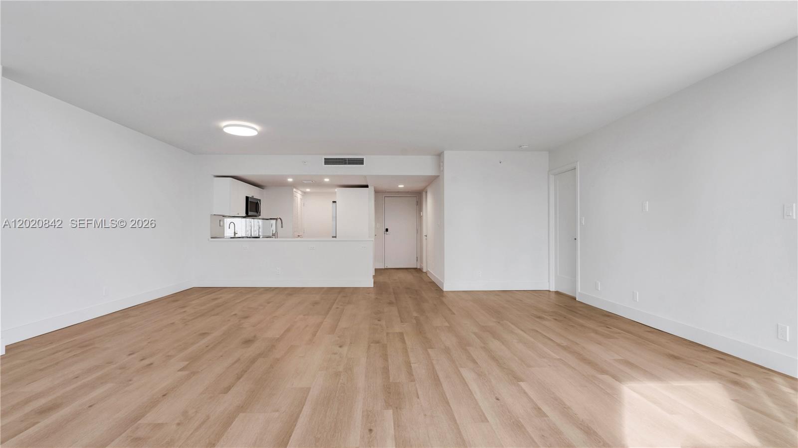 555 NE 34th St #2709 Miami, FL 33137