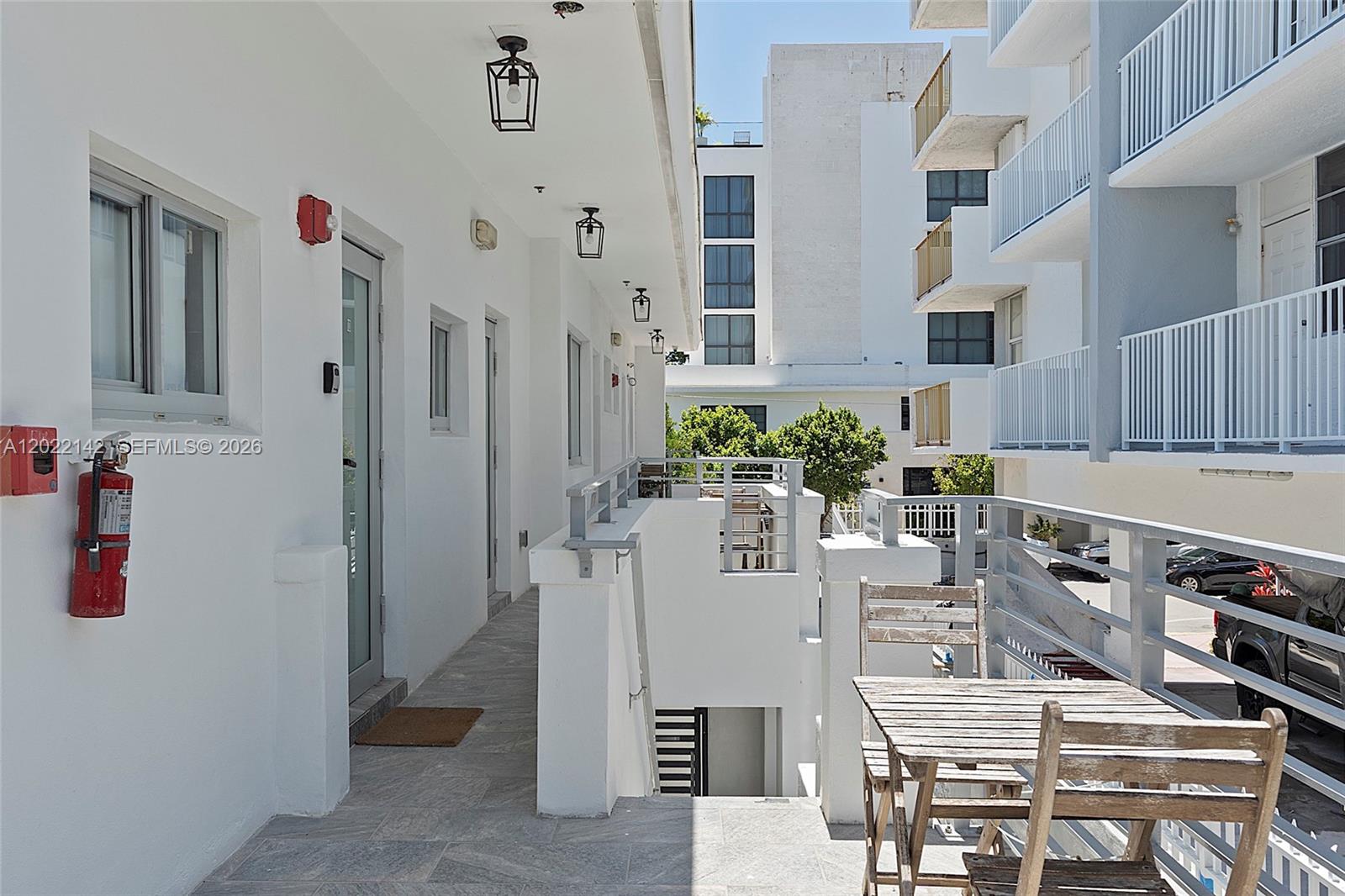 235 18th St Miami Beach, FL 33139