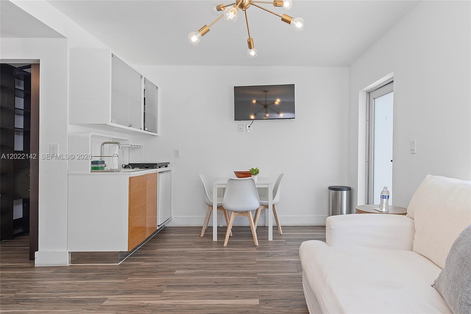 235 18th St Miami Beach, FL 33139
