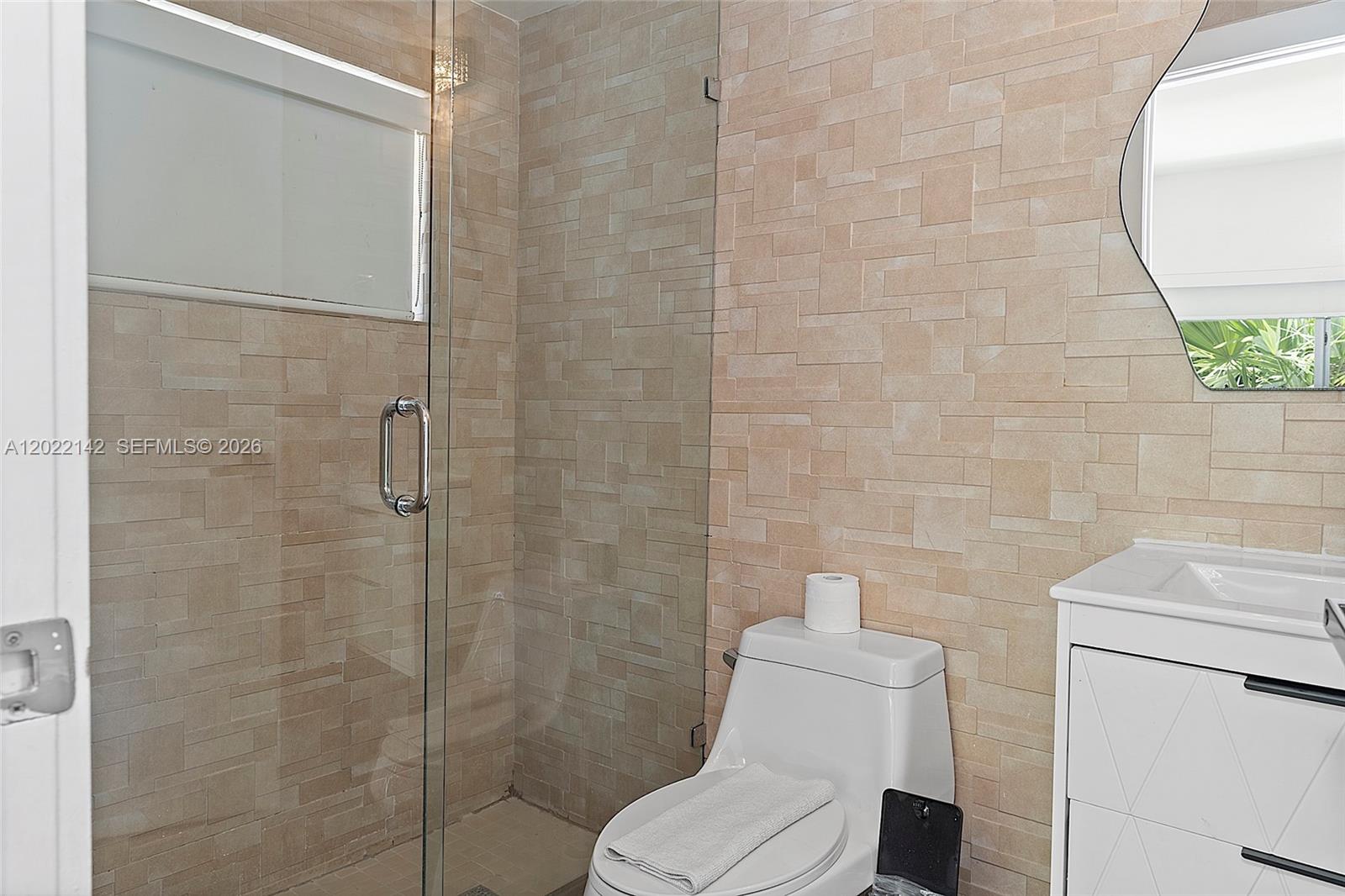 235 18th St Miami Beach, FL 33139