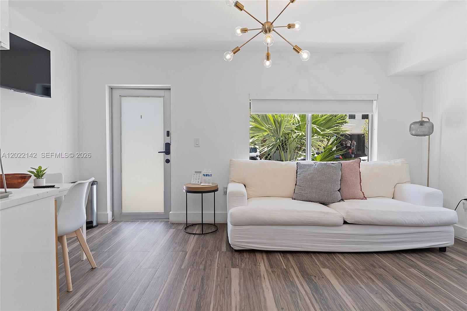 235 18th St Miami Beach, FL 33139