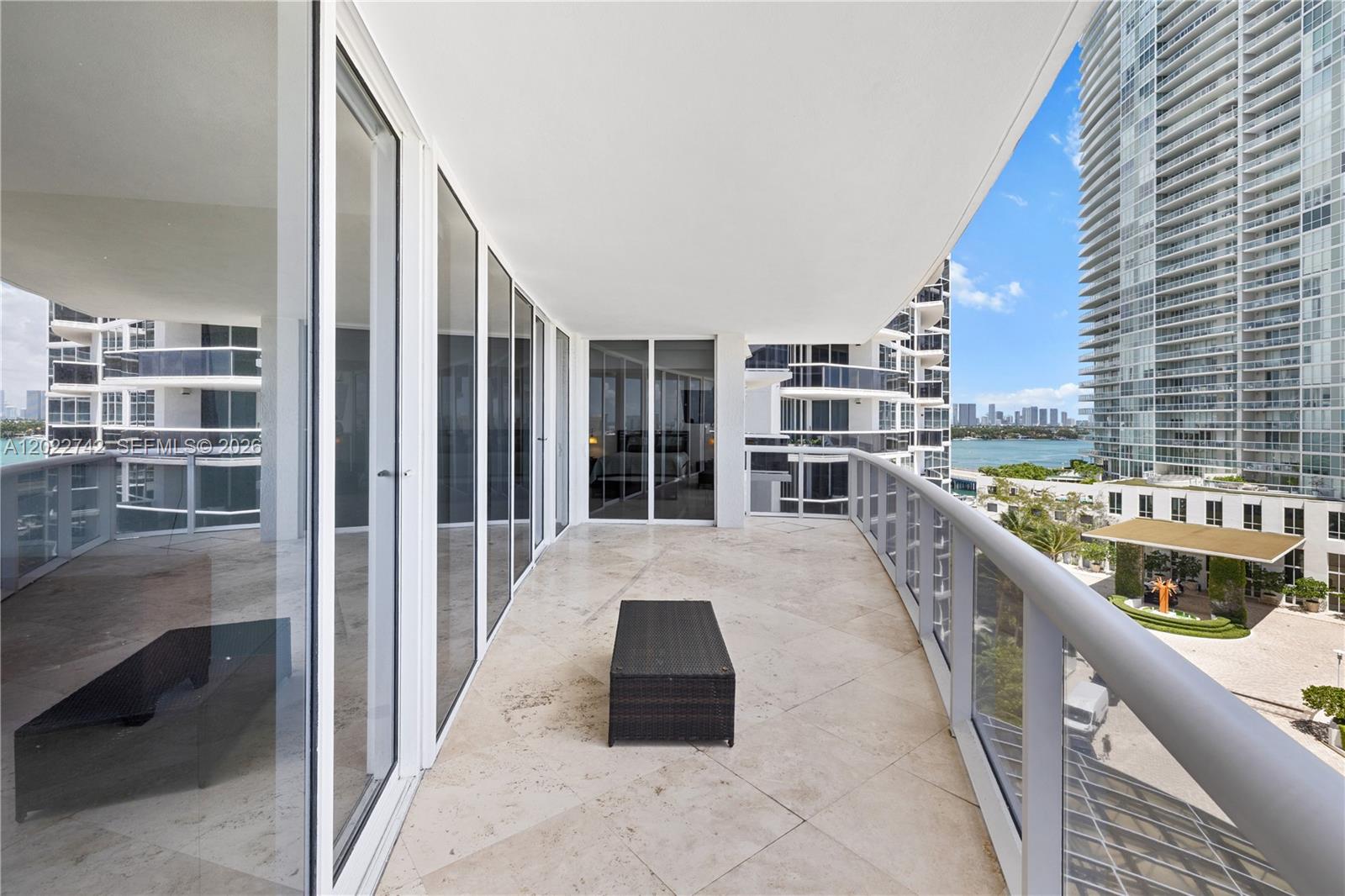 400 Alton Rd #907 Miami Beach, FL 33139