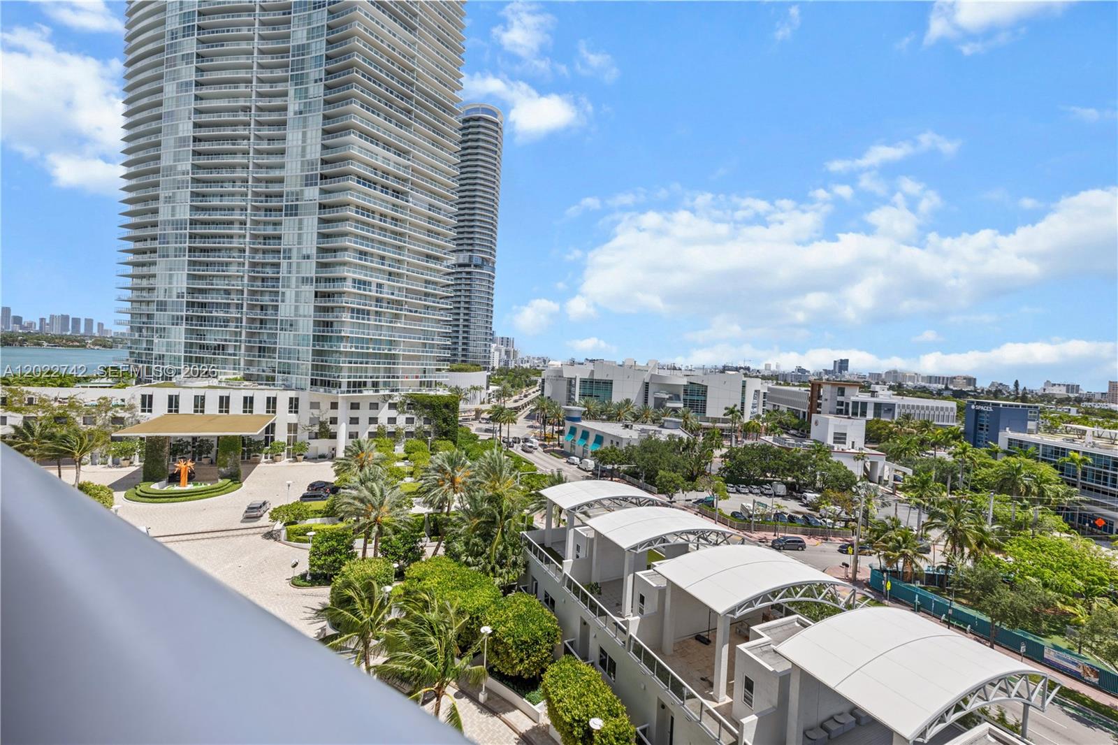 400 Alton Rd #907 Miami Beach, FL 33139