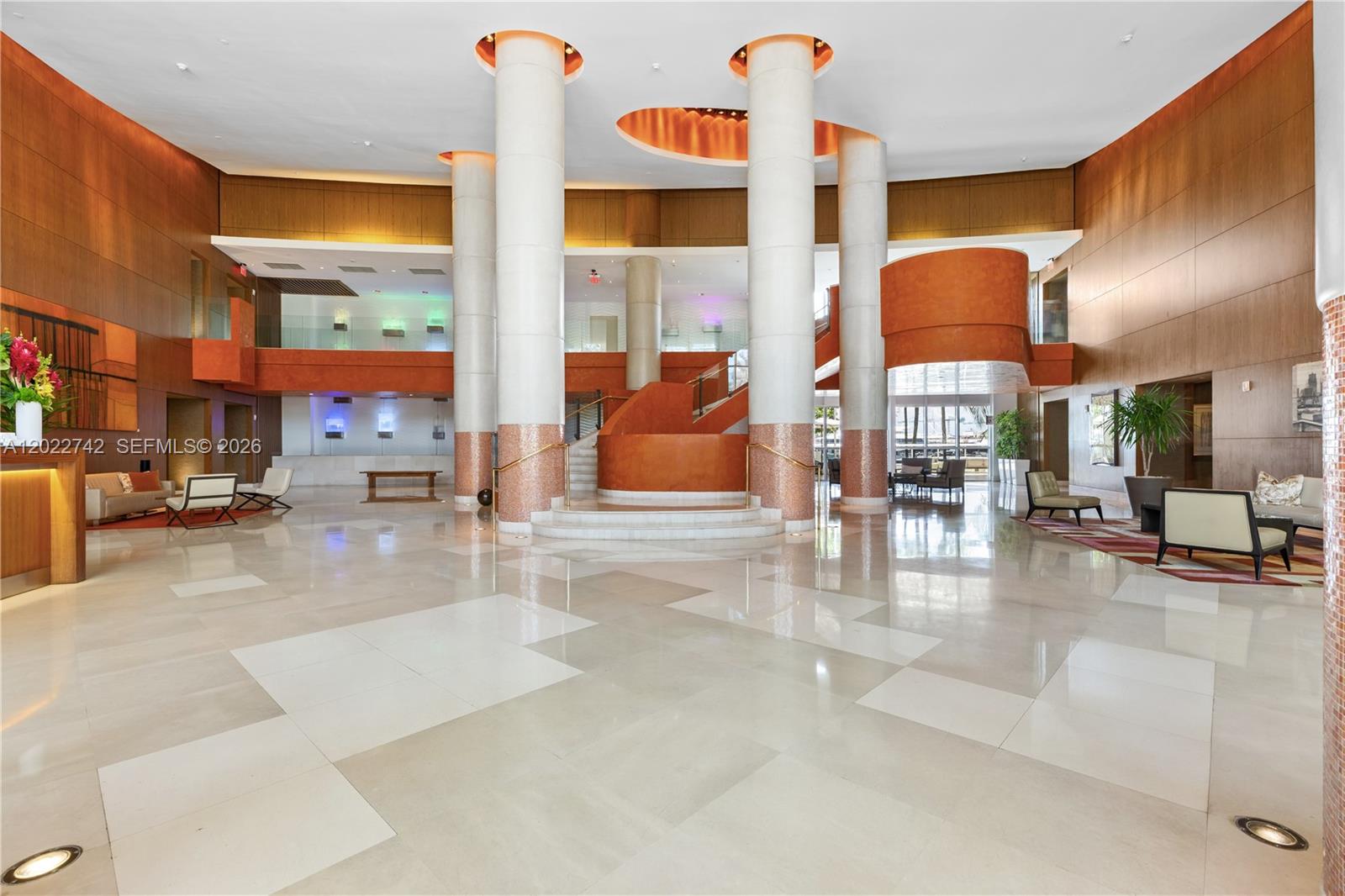 400 Alton Rd #907 Miami Beach, FL 33139