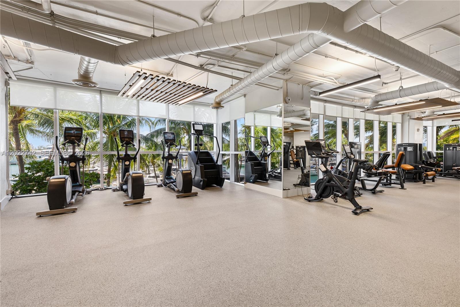 400 Alton Rd #907 Miami Beach, FL 33139