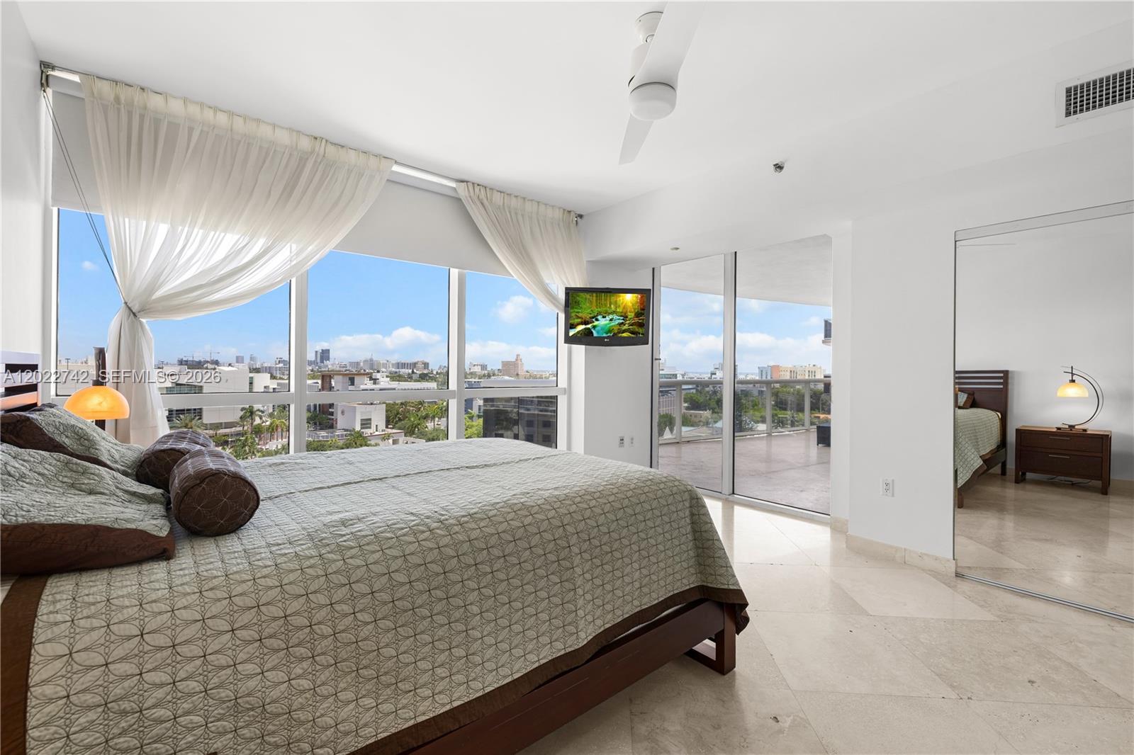 400 Alton Rd #907 Miami Beach, FL 33139