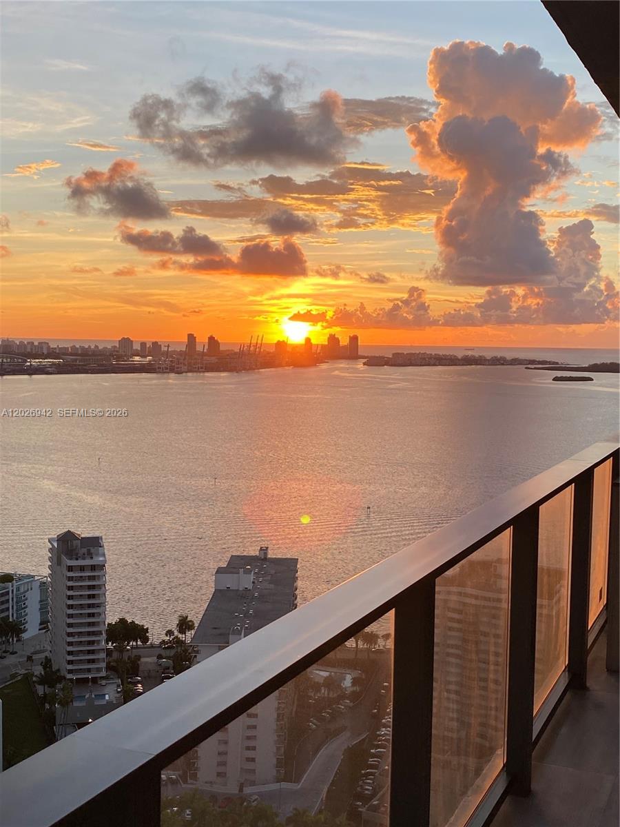 1451 Brickell Ave #3804 Miami, FL 33131
