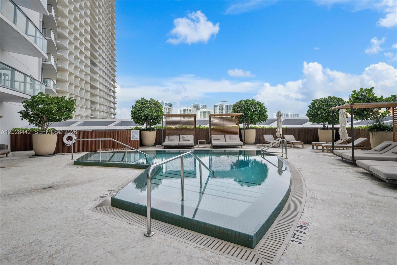 17001 Collins Ave #2307 Sunny Isles Beach, FL 33160