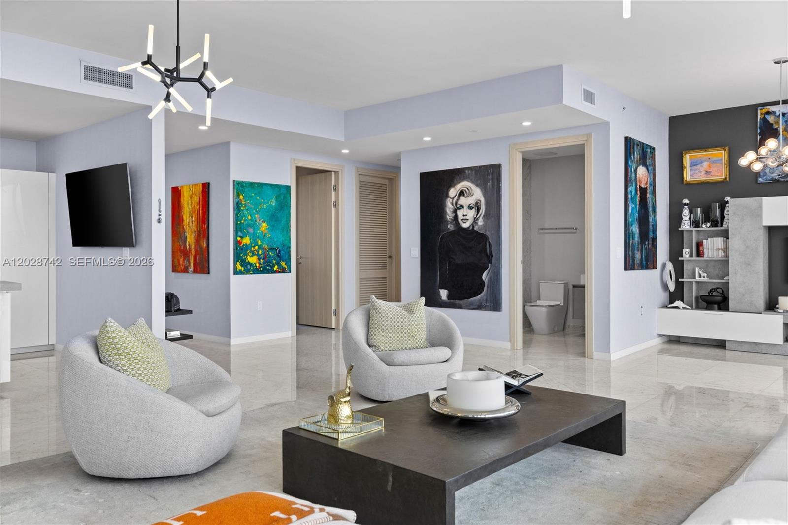 1000 Brickell Plz #PH5304 Miami, FL 33131