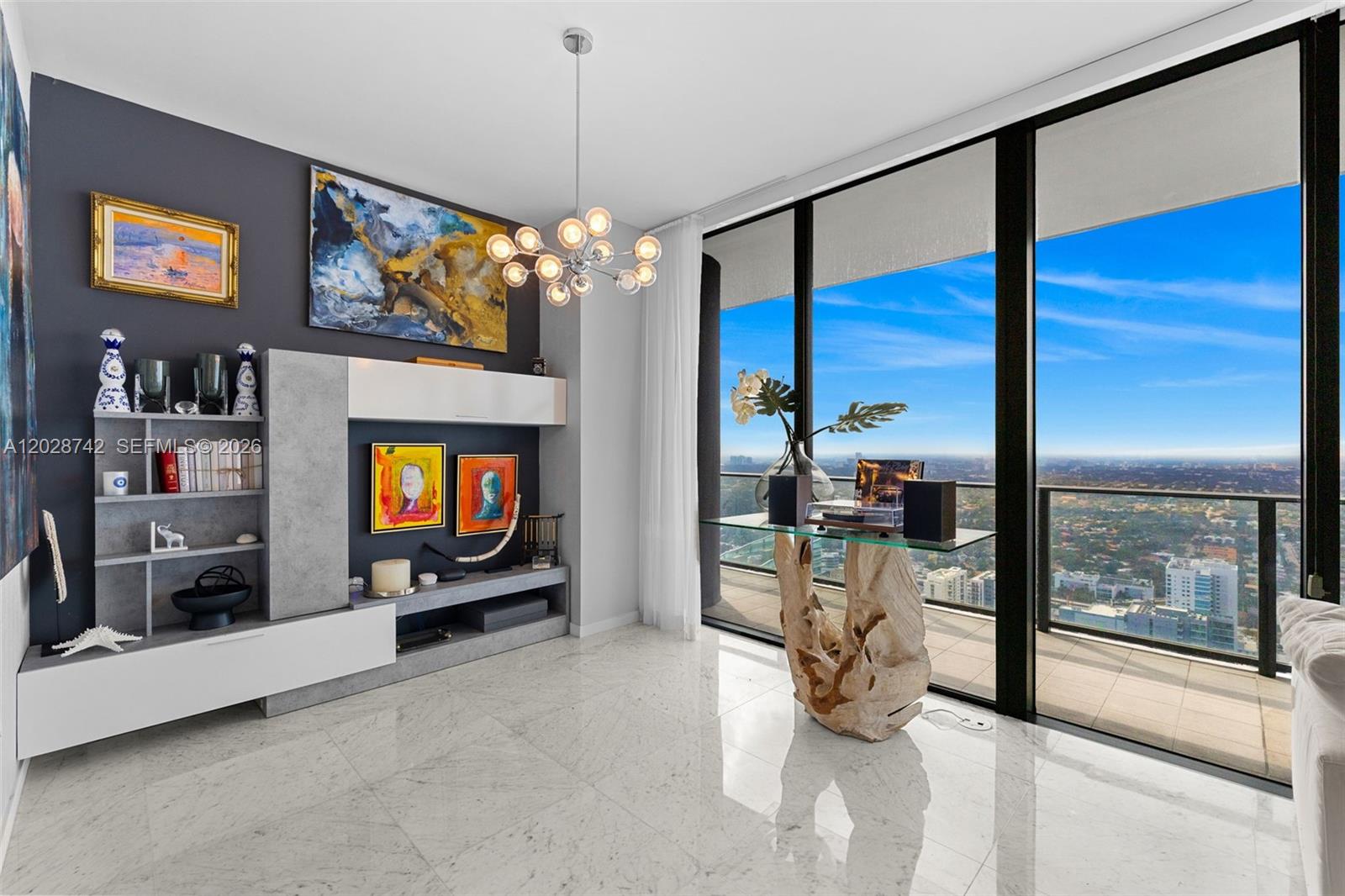 1000 Brickell Plz #PH5304 Miami, FL 33131